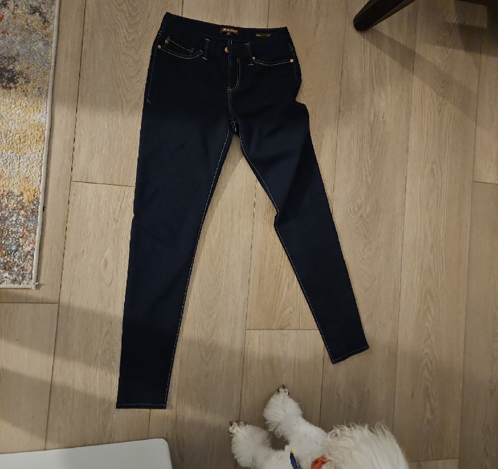 Women's Dark Blue Jeans